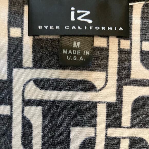 Surplice wrap top square link geometric print, Y2K retroglam romantic - Picture 7 of 7